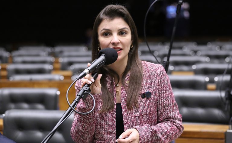 Comissão aprova compartilhamento de dados públicos para crédito rural