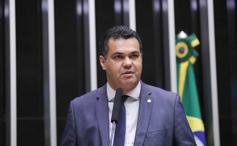 Comissão aprova consulta obrigatória à PRF para transferir rodovias federais