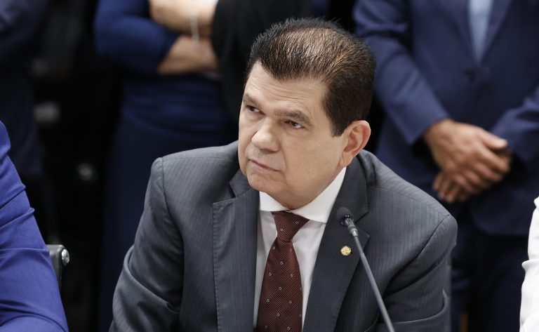 Comissão aprova corte de 10% em benefícios tributários em dois anos