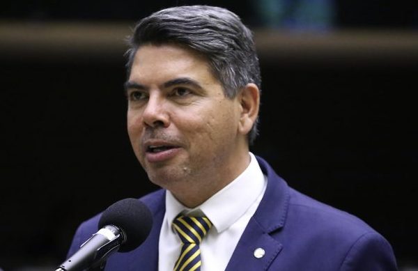 Comissão aprova crédito especial para pescadores artesanais com juros de 3%