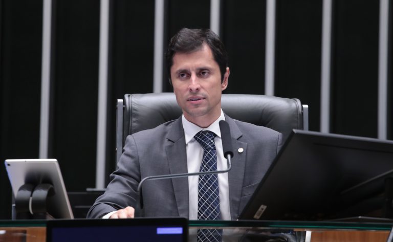 Comissão aprova exigência de acessibilidade digital em contratos públicos
