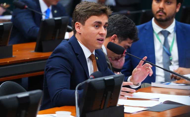 Comissão aprova flexibilização de recursos para universidades federais