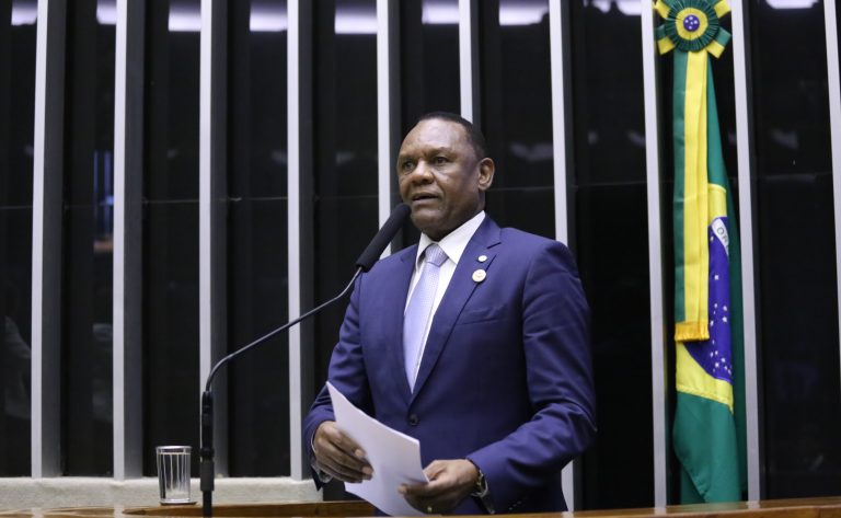 Comissão aprova inclusão de estelionato contra idosos na lista de crimes hediondos