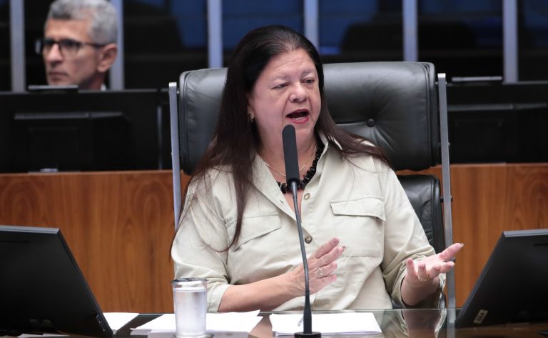 Comissão aprova isenção de ISS para Copa do Mundo Feminina 2027