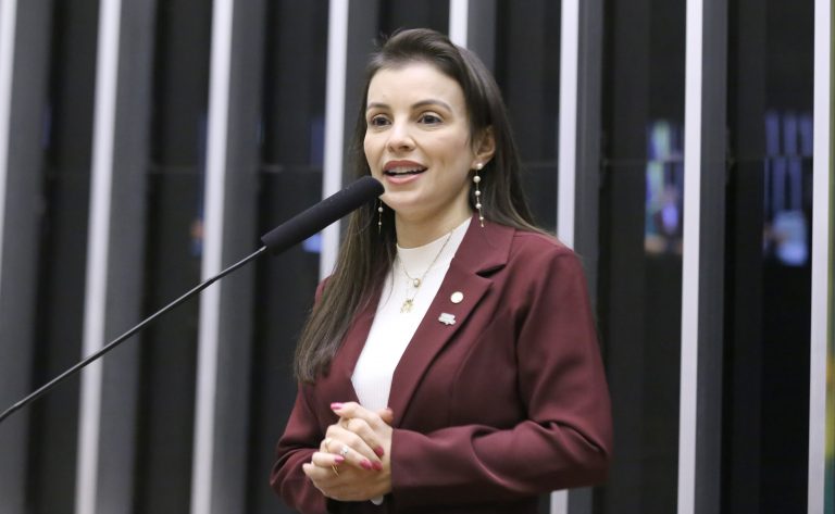 Comissão aprova isenção previdenciária para servidores com doenças graves