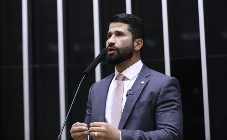 Comissão aprova padronização de boletim de ocorrência policial no Brasil