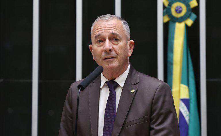 Comissão aprova pena de até 8 anos para motorista que causar morte no trânsito
