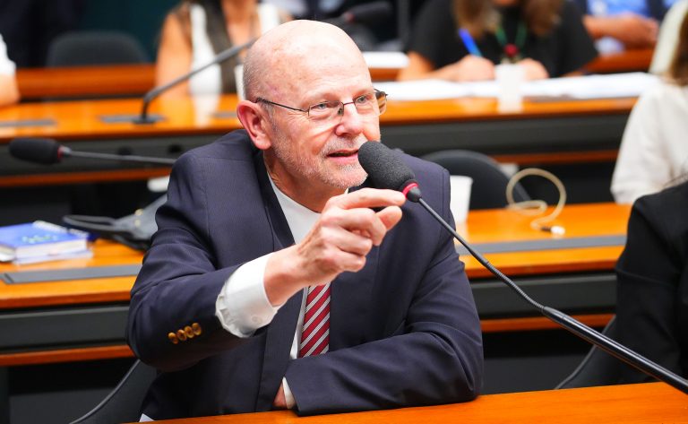 Comissão aprova pensão por morte acima de salário mínimo para segurado especial