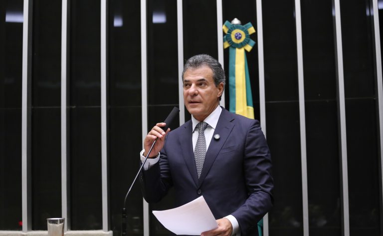 Comissão aprova plataforma digital para resolver conflitos de pequenos negócios