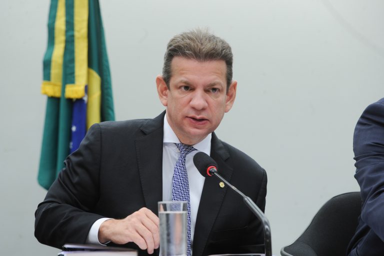 Comissão aprova política nacional para idosos com autismo