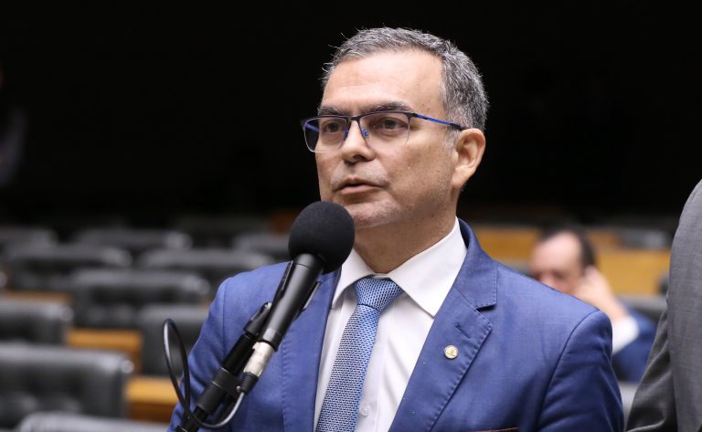 Comissão aprova programa de apoio para famílias de agentes de segurança mortos