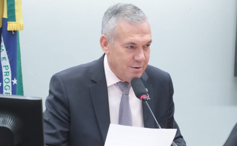 Comissão aprova programa de habitação adaptada para idosos vulneráveis