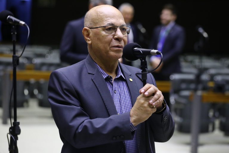 Comissão aprova projeto contra bullying e violência escolar