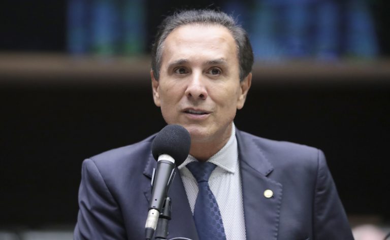 Comissão aprova projeto que proíbe barragens no rio Araguaia