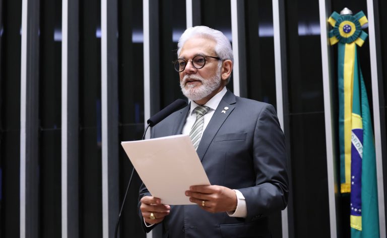 Comissão aprova proteção para quem denunciar suspeita de abuso infantil