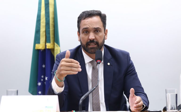 Comissão aprova regras para suporte de bicicletas em ônibus urbanos