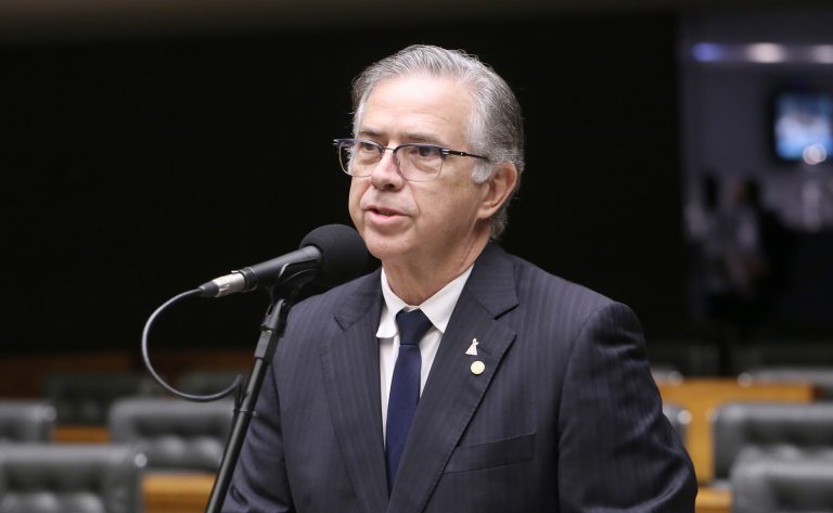 Comissão aprova renovação simplificada de desconto na conta de luz para irrigação