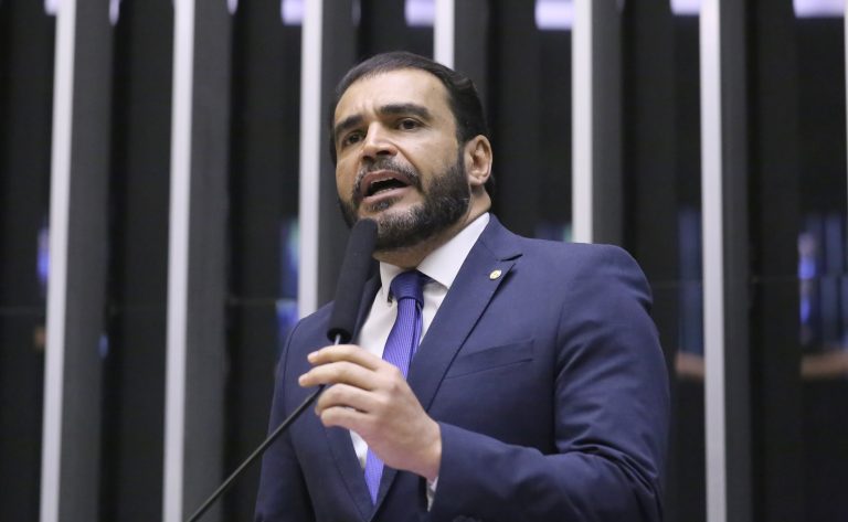 Comissão aprova reserva de 20% das vagas para bombeiros em calamidades públicas