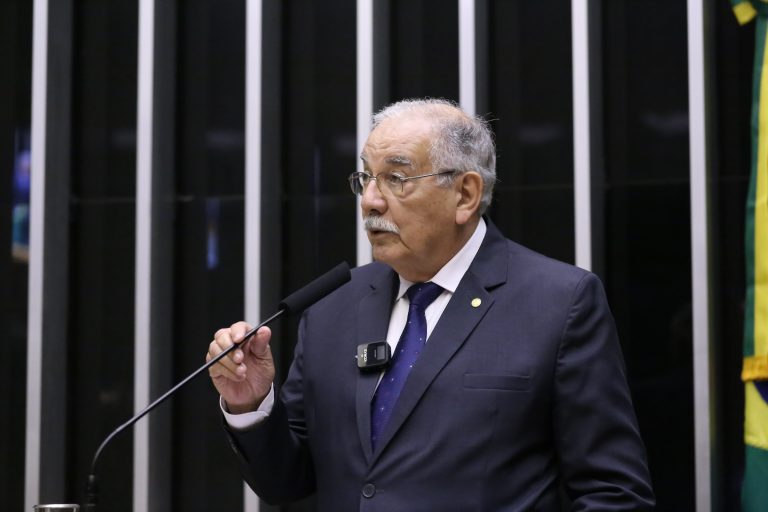 Comissão aprova responsabilização de clubes por atos de torcidas organizadas