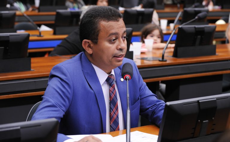 Comissão aprova salas humanizadas para comunicar mortes em hospitais