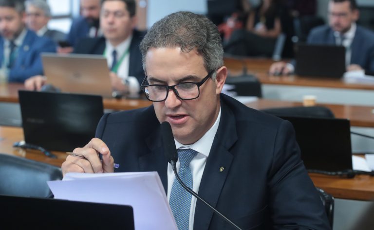 Comissão aprova seguro-desemprego para trabalhador rural safrista