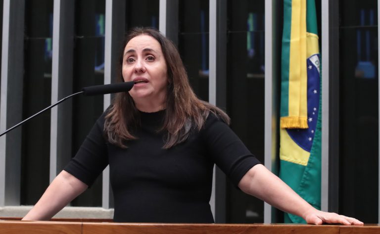Comissão aprova telemedicina e novas regras para saúde de presos