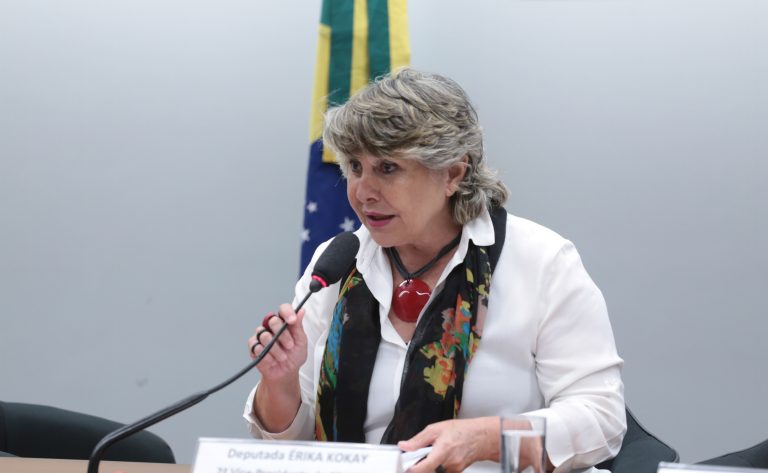 Comissão aprova tipificação do estelionato sentimental com pena de até 8 anos