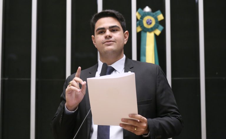Comissão aprova transporte porta a porta gratuito para pessoas com deficiência