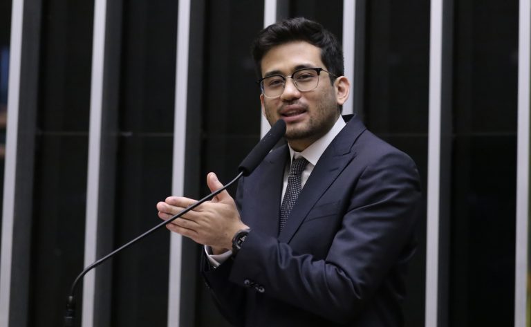 Comissão aprova vigilância comunitária com câmeras para combater crimes
