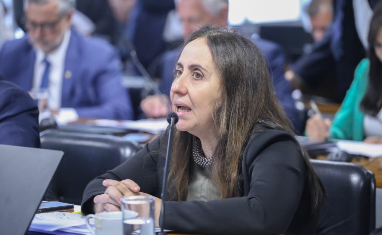 Comissão da Câmara aprova base nacional para expansão da telessaúde no SUS