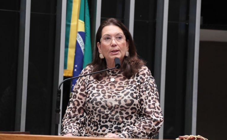 Comissão da Câmara aprova projeto que proíbe extinção do papel-moeda no Brasil