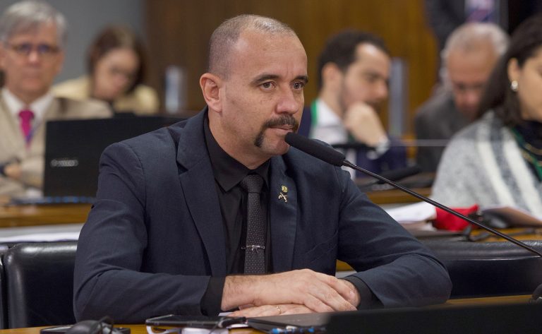 Comissão da Câmara aprova remuneração integral para agentes de segurança reformados por invalidez