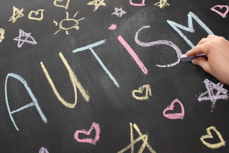 Comissão da Câmara debate inclusão escolar de pessoas com autismo na terça