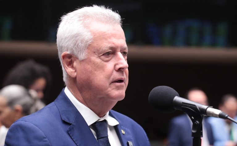 Comissão da Câmara debate plano 2026 para direitos de pessoas com deficiência