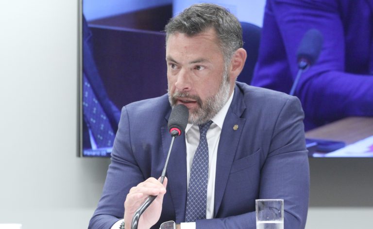 Comissão da Câmara debate soluções para tráfego intenso entre Itajaí e Navegantes
