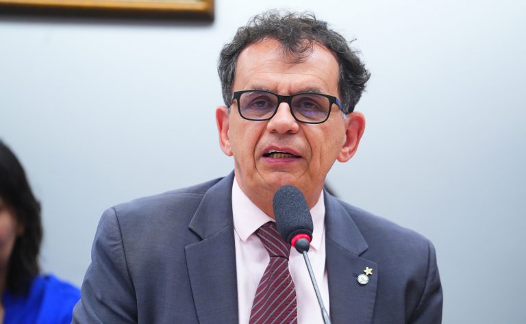 Comissão da Câmara debate violência contra ativistas de direitos humanos