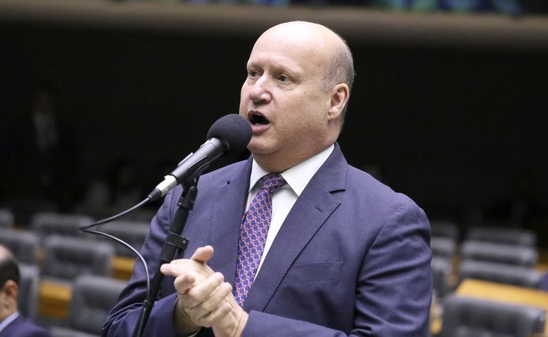 Comissão da Câmara reduz prazo para título de Patrimônio da Saúde de 70 para 50 anos