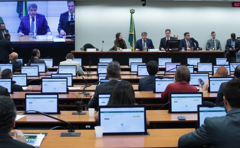 Comissão de Orçamento avalia metas fiscais do 1º quadrimestre de 2026