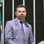 Comissão mantém reajuste de 5,4% no piso salarial dos professores
