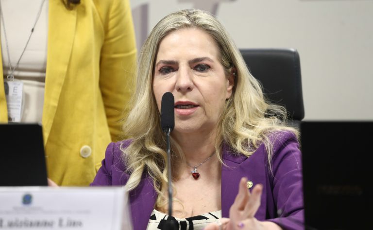 Comissão Mista de Combate à Violência contra a Mulher é instalada no Congresso