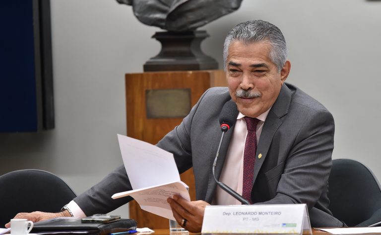 Comissões da Câmara debatem futuro da Justiça do Trabalho e novas relações