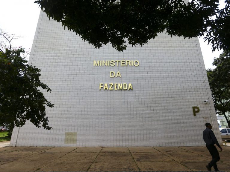 Congresso analisa R$ 240 mi para implementar reforma tributária com apoio do BID
