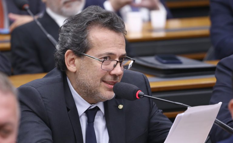 Congresso debate política de isenções fiscais que custam mais de R$ 1 trilhão ao ano