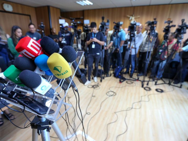 Conselho de Comunicação Social debate regulamentação de profissionais multimídia