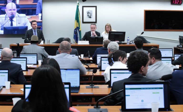 Conselho de Ética aprova suspensão de 60 dias para três deputados por ocupação