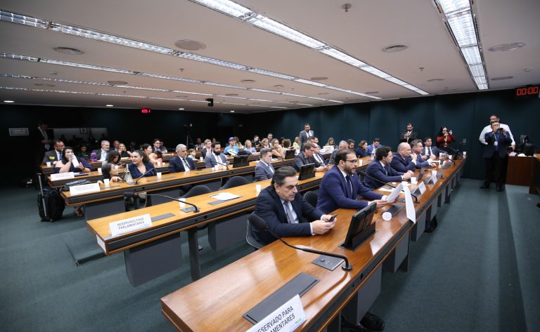 Conselho de Ética da Câmara realiza duas reuniões sobre deputados esta semana