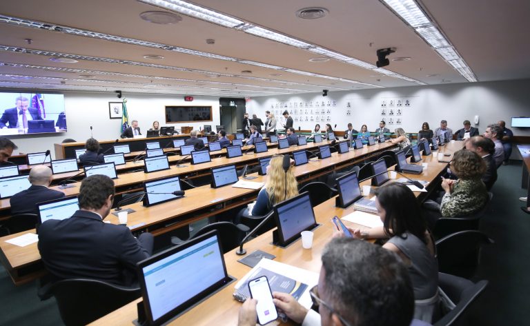 Conselho de Ética sorteia relatores para processos de André Janones e Gilvan da Federal