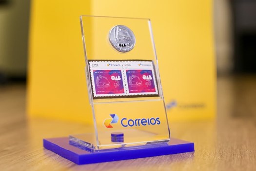 Correios lançam selo comemorativo pelos 95 anos da OAB Nacional