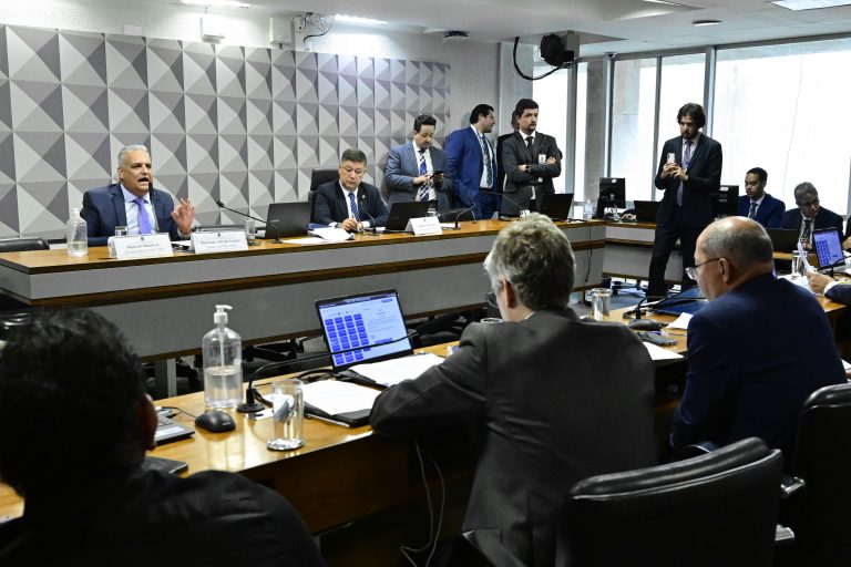 CPMI do INSS acessa dados sigilosos de Vorcaro em sala-cofre blindada