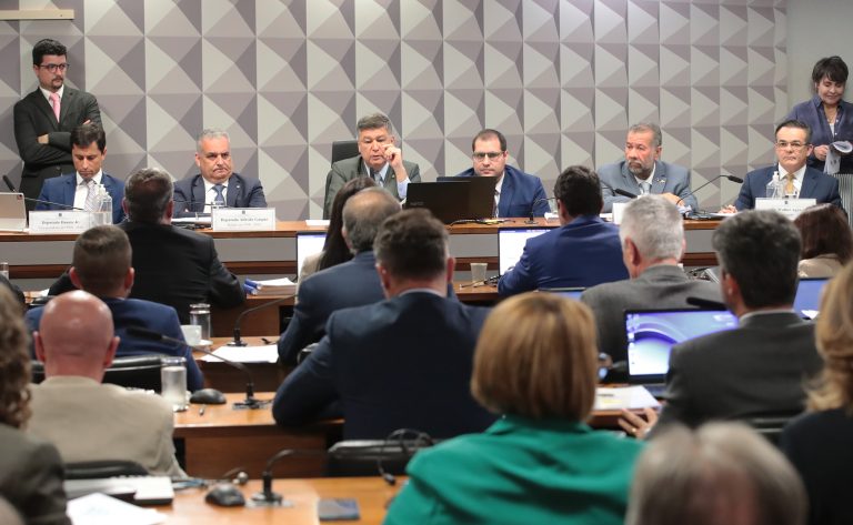 CPMI do INSS cancela depoimento do lobista 'careca do INSS' preso pela PF